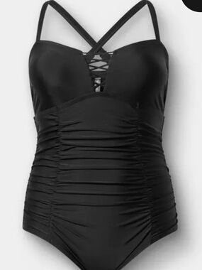 Torrid Slim Fit Lattice Front Rouched Black One-Piece Swimsuit Size 2/2X.